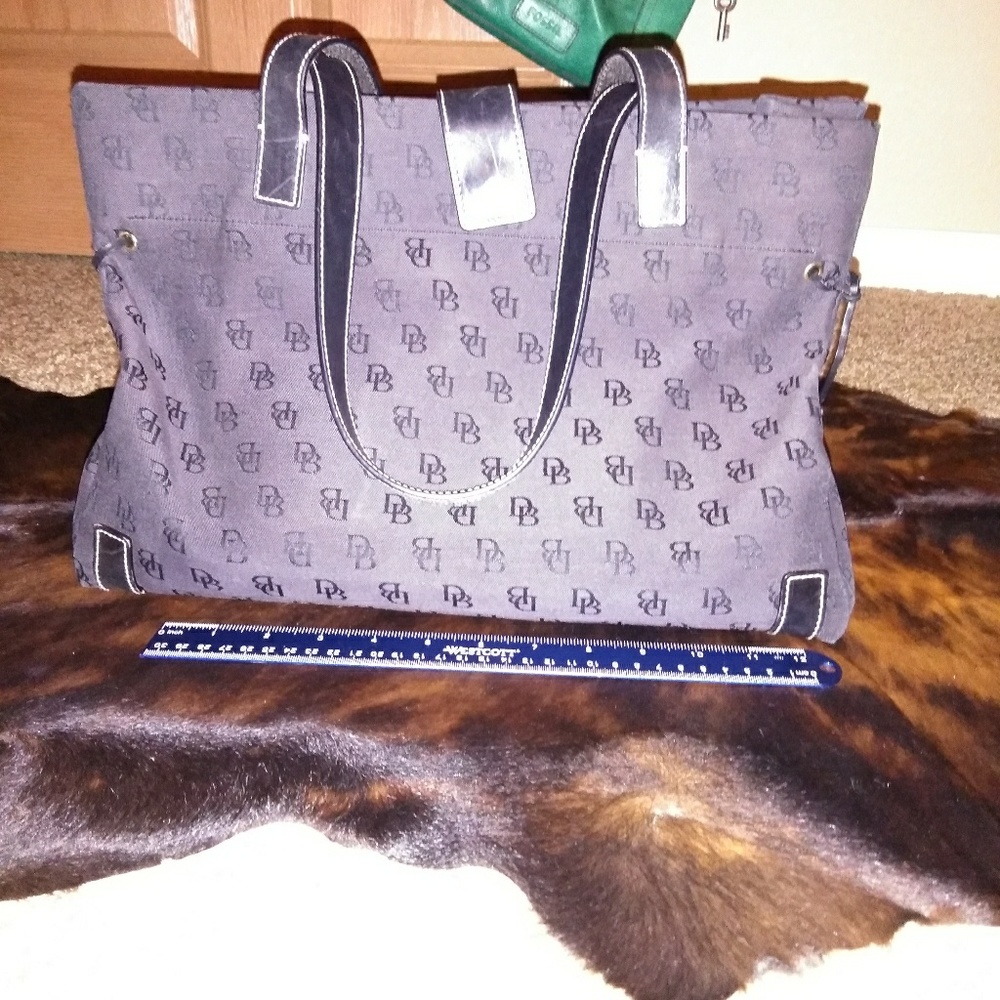 D & B lovely tote